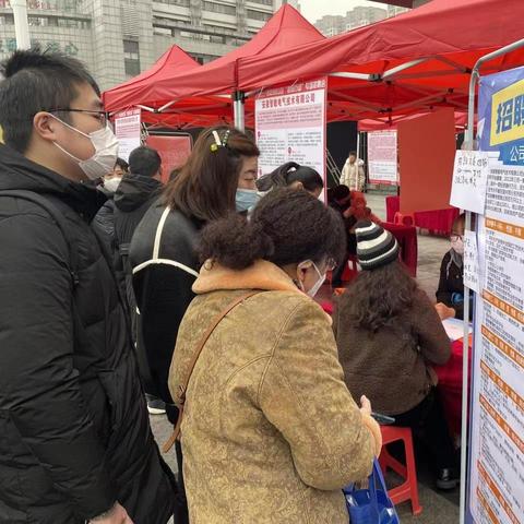 最新招工信息汇总，行业分析、求职指南与岗位速递