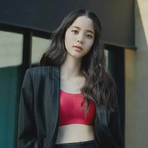 时尚舒适内衣新款，引领潮流的必备选择