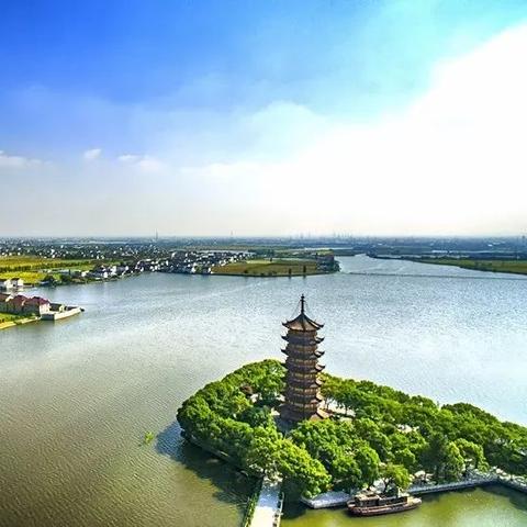 新型智能渔船试航成功，海洋渔业迈入新篇章