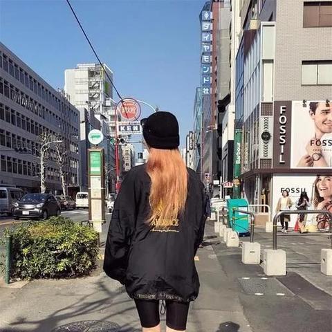 最新头饰批发趋势报告，时尚潮流的头饰批发动态