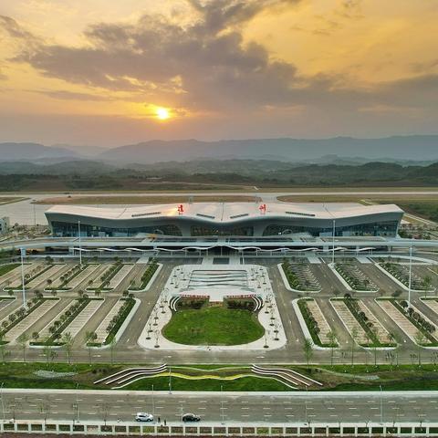 成渝动车最新时刻表及旅行指南，最新时刻表全掌握