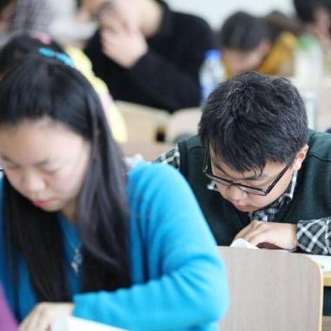 延迟退休年龄最新消息及政策动态