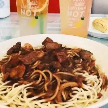 后街男孩最新单曲，重燃流行乐魅力