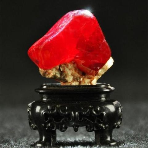 旬阳鸡血石最新价格动态及分析