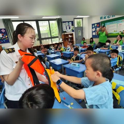 最新课外读物，探索知识海洋，引领未来航向