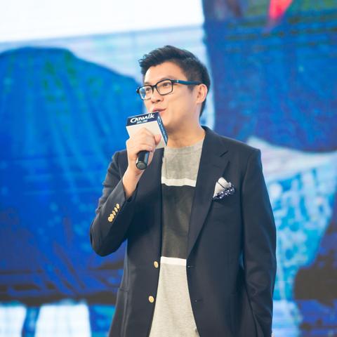 张亮最新动态，娱乐圈的璀璨之星闪耀登场