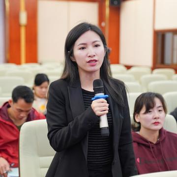 今日热点新闻回放